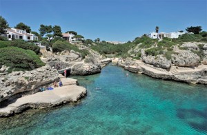 hotel globales club almirante farragut cala en forcat menorca